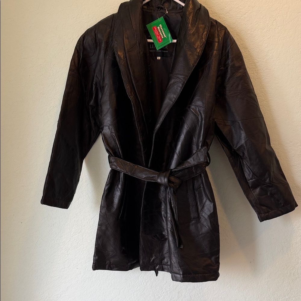 Classic Black Leather Shawl-Collar Belted Jacket